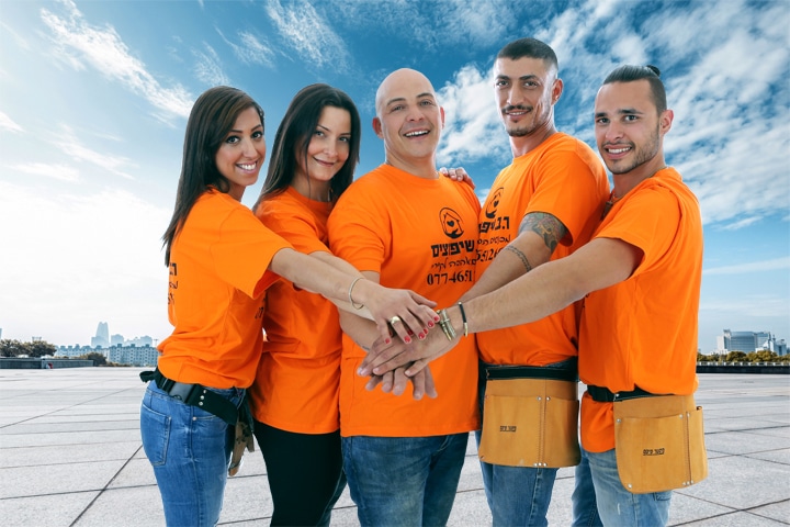 ר.ב שיפוצים  -  חברת שיפוצים, מכניסים אהבה לקירות